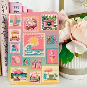 Reversible Kindle Case Insert, Vintage Beach Postcard Stamp Collage, Pink Coastal Bild 1