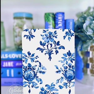 Reversible Kindle Case Insert, Blue Toile Bookworm Sticker Collage and Chinoiserie Floral, Paperwhite Scribe image 2