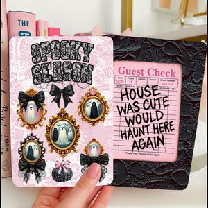 Reversible Kindle Case Insert, Spooky Season Ghost Cameos and Black Lace Print immagine 1