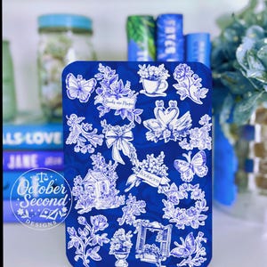 Reversible Kindle Case Insert, Blue Toile Bookworm Sticker Collage and Chinoiserie Floral, Paperwhite Scribe image 1