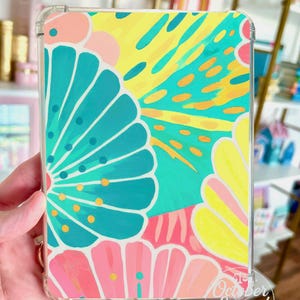 Reversible Kindle Case Insert, Vintage Beach Postcard Stamp Collage, Pink Coastal Bild 4