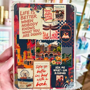 Reversible Kindle Case Insert, Eclectic Bookish Travel Collage & Abstract Brushstroke afbeelding 4