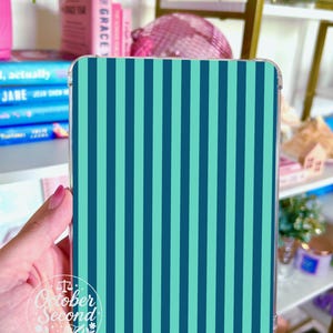 Inserto reversible para funda Kindle, cuaderno de composición personalizado, estampado de pegatinas, rayas azul marino y verde azulado imagen 5