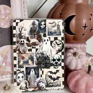Inserto reversible para funda Kindle, collage de fotos gótico de Halloween y cuadros blancos y negros. imagen 3