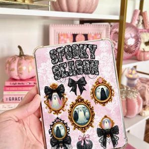 Reversible Kindle Case Insert, Spooky Season Ghost Cameos and Black Lace Print immagine 5
