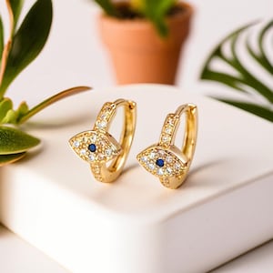 Fashion Blue Evil Eye Small Hoop Earrings, Gold Plated Zircon Cartilage Piercing Jewelry for Women, Perfect Gift for Her, Popular Now.