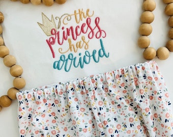 The Princess has Arrived Onesie® / Newborn Coming Home Outfit / Baby Embroidered Onesie® / Kids Embroidered Outfit / Baby Girl Shower Gift