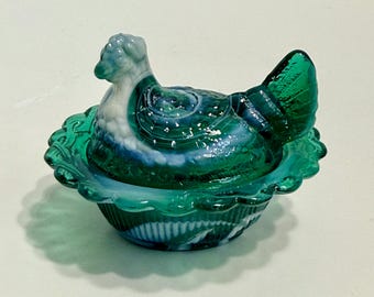 Vintage Mosser Miniature Green And White Slag Marble Glass Hen On Nest Salt Cellar