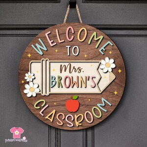 Personalized Teacher Door Sign, Teacher Gifts, Custom Teacher Door Hanger, Back To School, Classroom Decor, Teacher Name Sign, Welcome Sign afbeelding 6