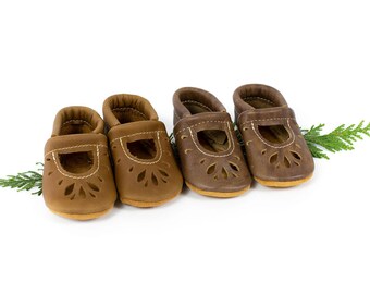 Oak & Tumbleweed RAINEY JANES Shoes Baby and Toddler // Made in USA High-Quality Leather Moccasins Shoes