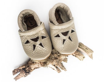 Zapatos SUNRISE beige para bebés y niños pequeños // Zapatos mocasines de cuero de alta calidad fabricados en EE. UU.