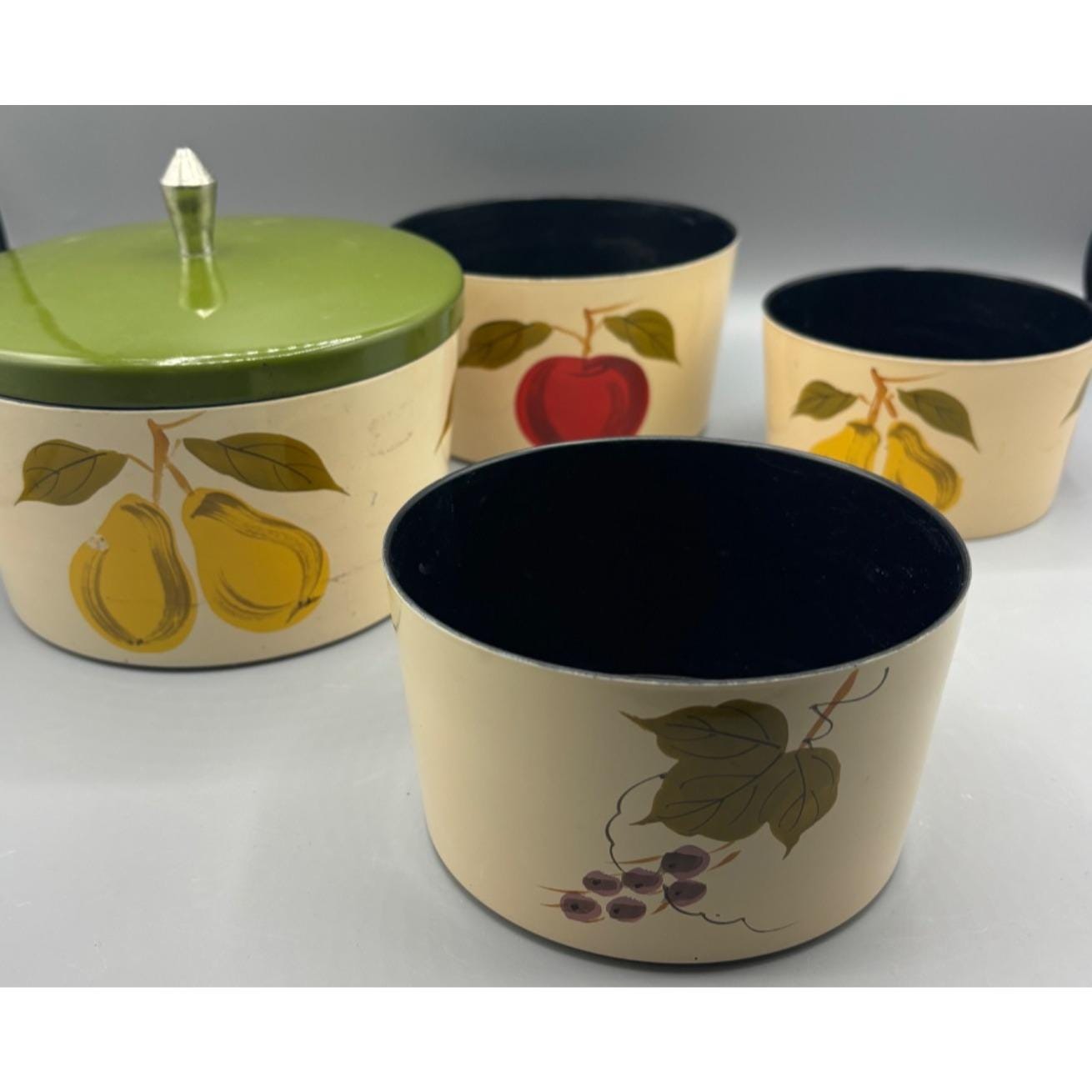 ヴィンテージフルーツキャニスターセット：レトロなキッチン入れ子