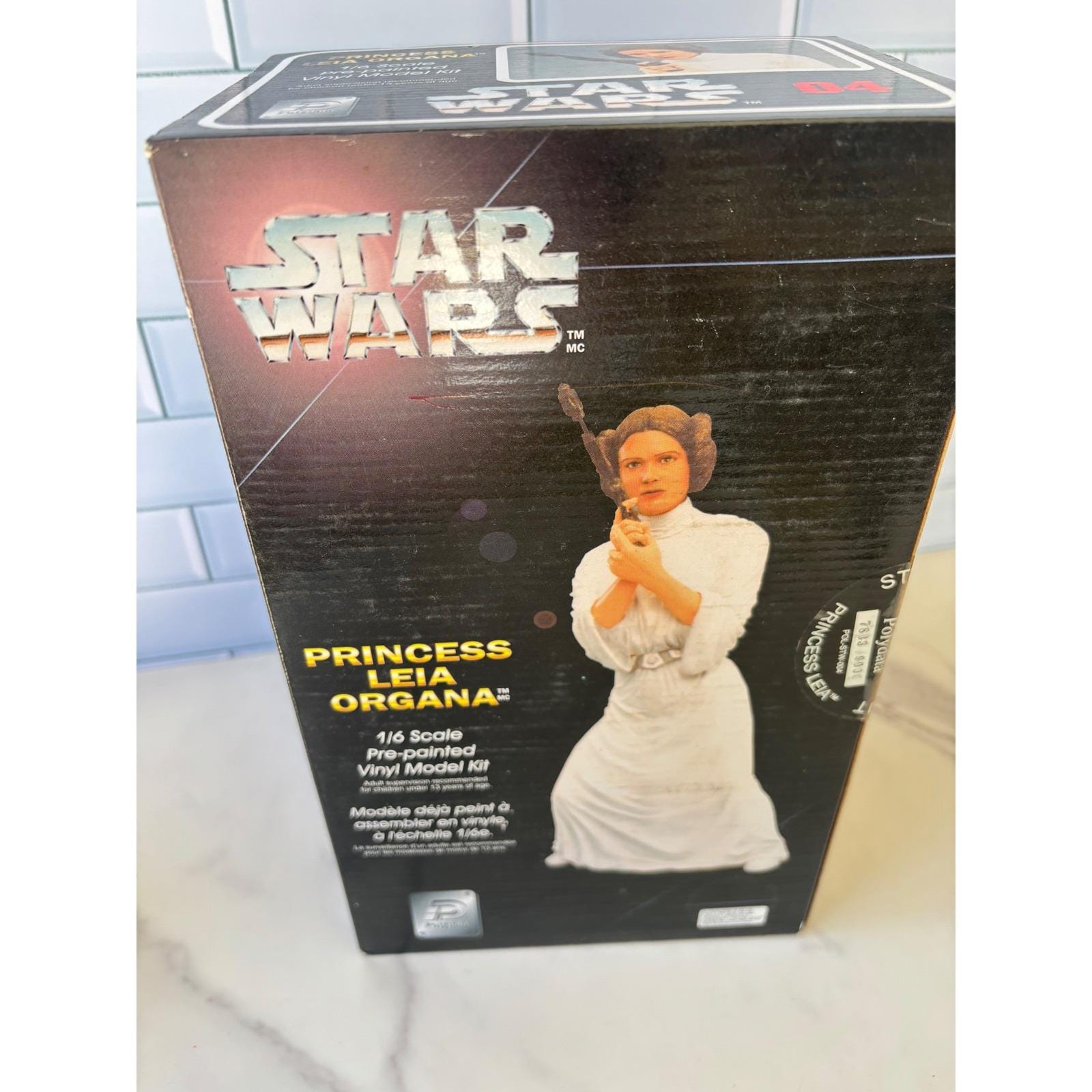 Star Wars Princess Leia 1/6 Polydata Pre-painted Vinyl Model Kit
