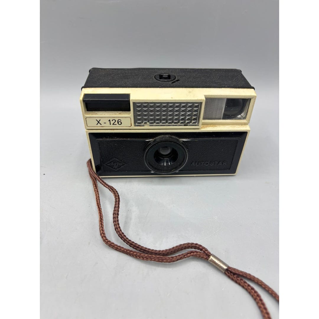 Agfa Autostar X-126 Vintage 126 Cartridge Film Camera Black Retro