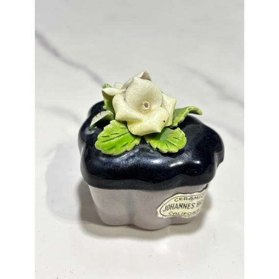 Johannes Brahm California Ceramics Vintage Heart Trinket Box White Rose Black