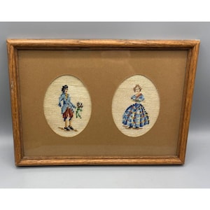 Vtg Framed Needlepoint Victorian Couple Oval Mats Oak Frame