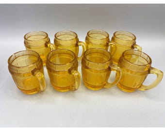 Set di 8 bicchierini da shot vintage in vetro ambrato a forma di barilotto, mini tazze stile taverna da 5 cm