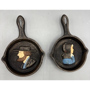 Vtg  Mini Cast Iron Skillets Hand Painted Amish Decor 2 Pc Set