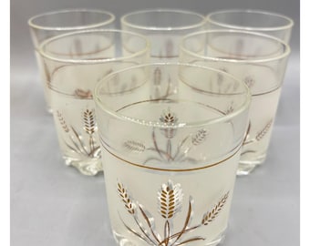 Vtg DeValBor Frosted Gold Wheat Glasses Set of 6 Mid Century Scalloped Base