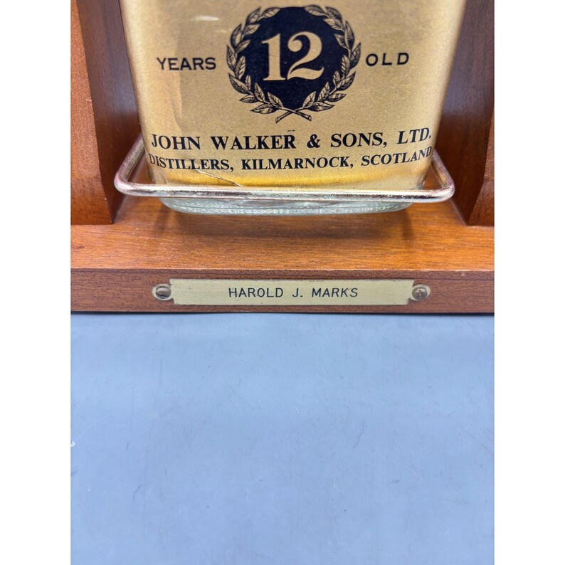 Vintage Johnnie Walker Black Label lege fles houten standaard van 1/2 gallon afbeelding 6