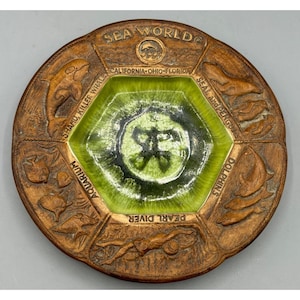 Vtg 60s Treasure Craft Sea World Souvenir Decorative Plate Green Ceramic