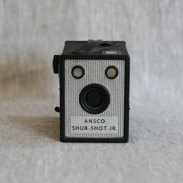 Ansco Shur-Shot Jr. camera
