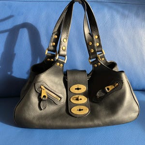 Mulberry Shoulder Bag in Black Leather