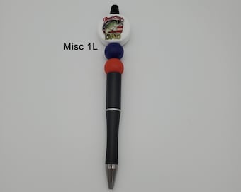 Beaded Pen, cute gift for a friend, Extra Refill Included, crochet pens, miscellaneous pens