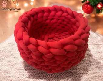 Handwoven Wool Cat Nest – Cozy Pet Bed, Washable Cushion