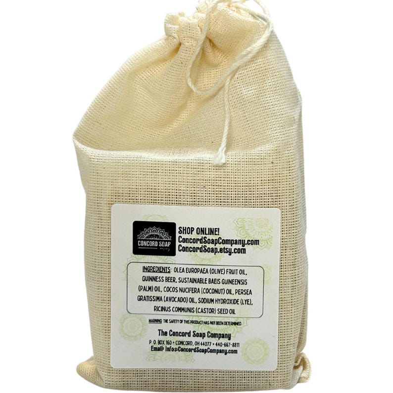 Jabón de cerveza: barra de jabón artesanal de proceso en frío, hecha con Guinness, vegana, ideal para padrinos de boda, Día del Padre, regalo para hombres, amantes de la cerveza, aceite de palma sostenible. imagen 5