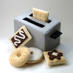 Felt Food - Modello PDF per tostapane (tostapane, bagel, formaggio cremoso, pasta per tostapane, waffle, sciroppo e burro)