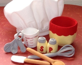 Be A Baker Set Felt Play Food PDF Pattern- Chef Hat, Mixing Bowl, Measuring Cup, Spoons, Wooden Spoon, Spatula, Whisk, Salt Pepper Shakers