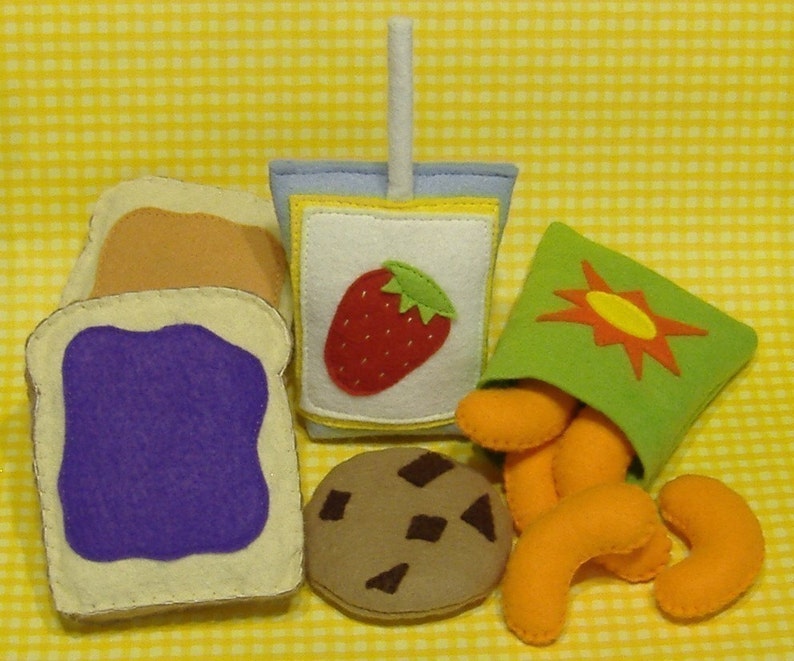 Felt Food Pattern Peanut Butter and Jelly Lunch PDF Pattern image 2