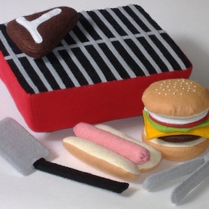 Felt Food Pattern - Backyard BBQ Play Set PDF Pattern Hot Dog, Hamburger, Steak, Grill and Accessories