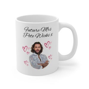 Toekomstige mevrouw Pete Wicks-mok, Pete Wicks-fans, relevant blijven, Sam Thompson, kousvuller, grappige cadeaus voor haar