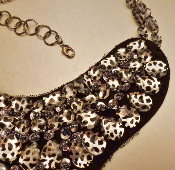 Stunning   BEADED COLLAR BIB Necklace  Hand Embro… - image 4