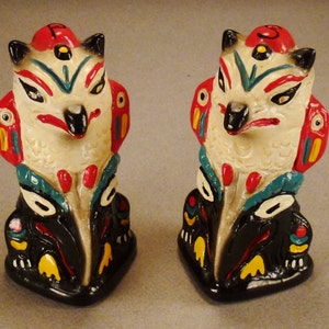 ALASKA TOTEM Salt and Pepper POLES  Souvenir Vintage signed R H R S 1850 41/2  in tall