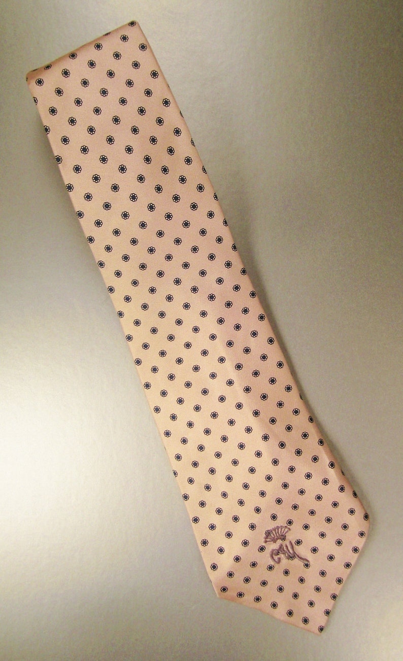 Designer COUNTESS MARA Neck TIE Silk Dots Design 1980s Silk Satin 58 in long C M Logo