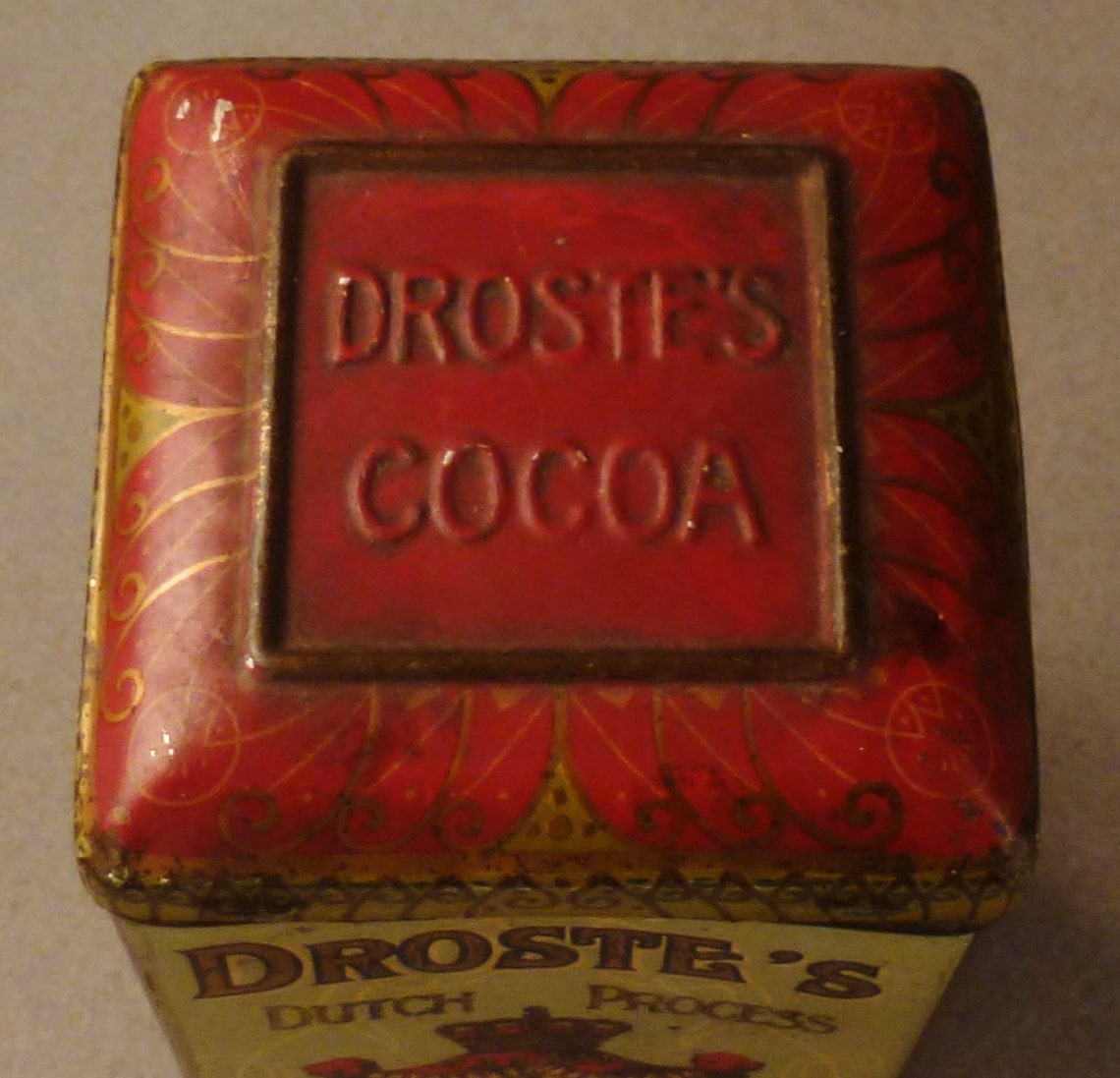 Vintage DROSTE HOLLAND Colorful Tin Hinged Cover Great Condition App 2 ...