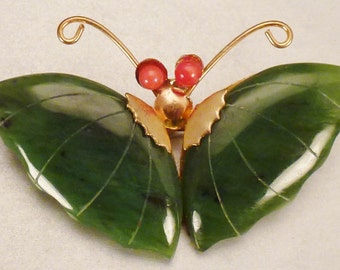 Asian JADE BUTTERFLY Brooch Pendant  1960s hanging app 2 x 1  inches  goldtone old stock