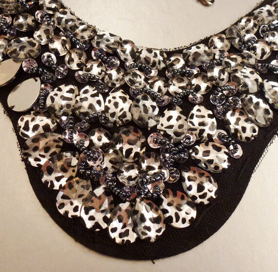 Stunning   BEADED COLLAR BIB Necklace  Hand Embro… - image 3