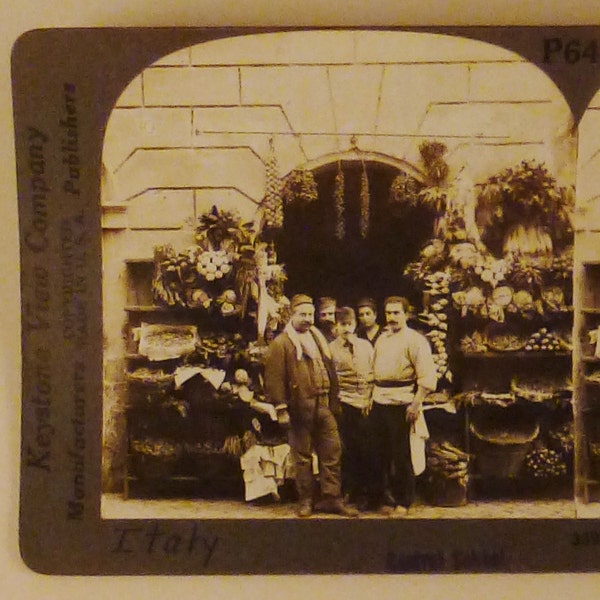 Antique  KEYSTONE Photo 1900s GREENGROCERS Delicasies of the Season Rome Italy  7x3.5