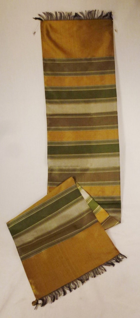 Raw  Silk SCARF 1950s  green and gold Color LINES… - image 4