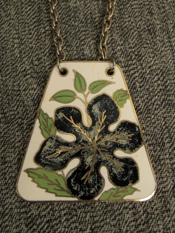 Vintage Enamel  large Flower pendant Neclace