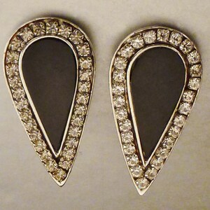 ONYX  Rhinestones EARRINGS Handset Teardropd Clip on silvertone SIGNED  app  2 inches long 1 in widel