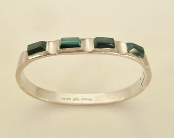 MEXICAN BRACELET MALACHITE Sterling Hinged Cuff handcrafted heavy gauge 2 1/2 in Diam. Signed