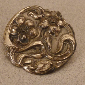 JUGENDSTIL Hut Pin Top Nur Sterling signiert mit Metallstiel Floral 38 mm Durchm