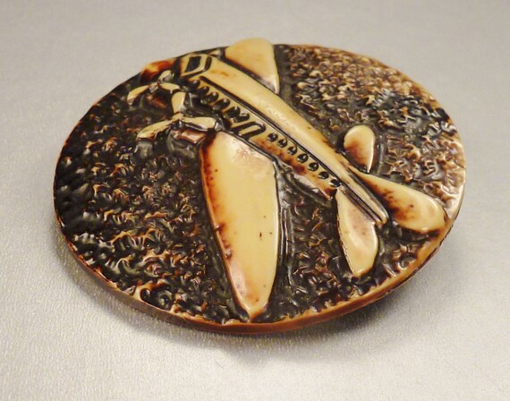 AIRPLANE BUTTON, Large round , Lucite, Gray black… - image 4