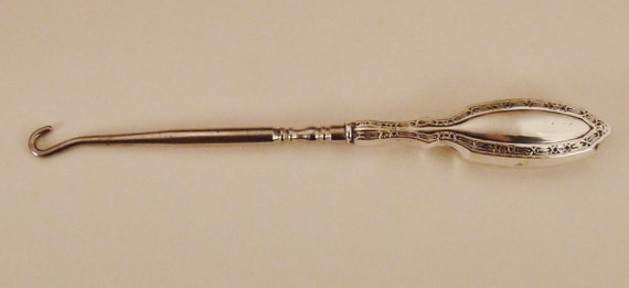 Antique STERLING BUTTON Hook Signed Web  1900s Ar… - image 4