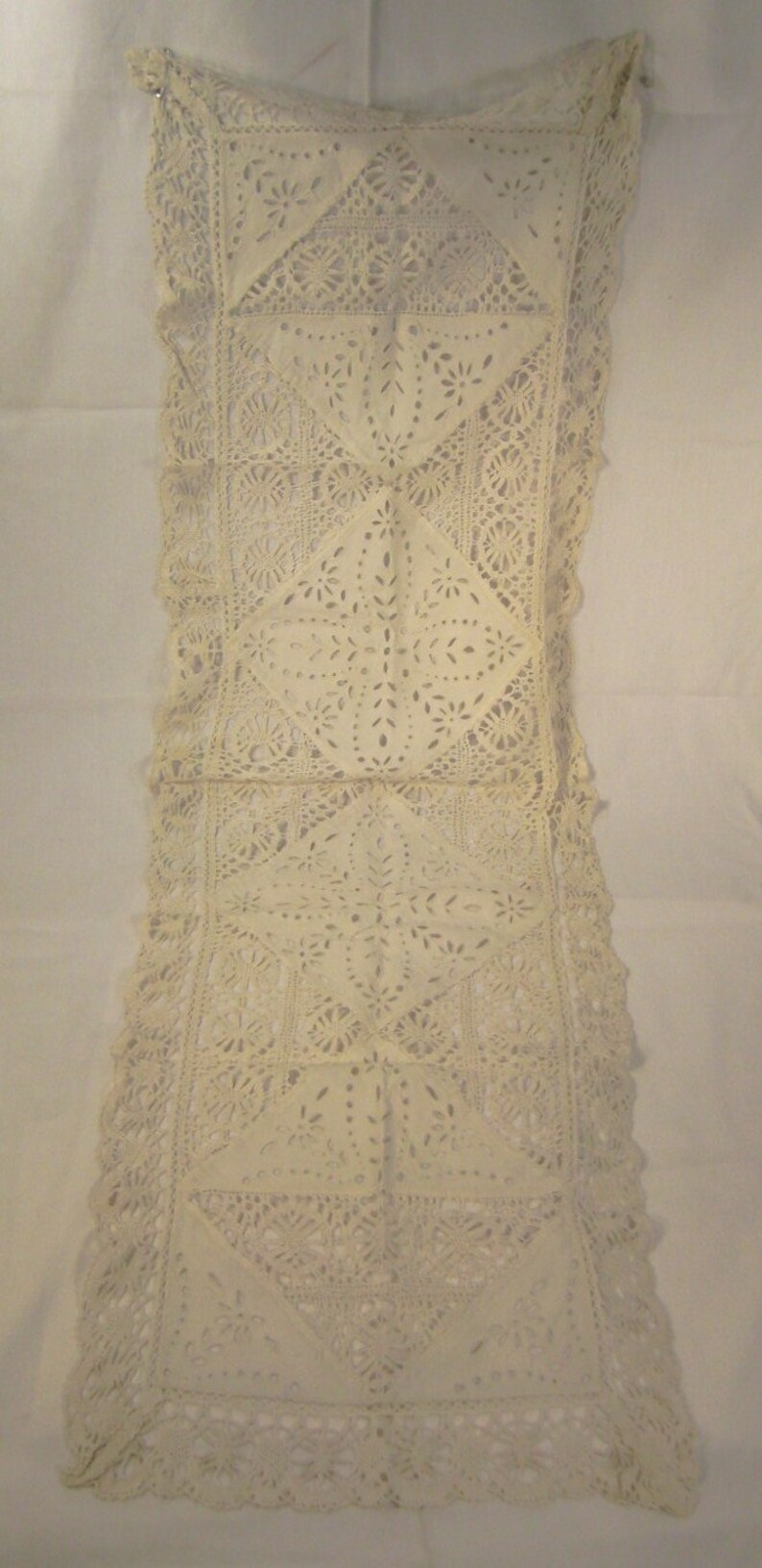 LACE Runner Cutout White open work and linen crochet Embroidered Floral Folk Art Openwork 54 x 17 image 5
